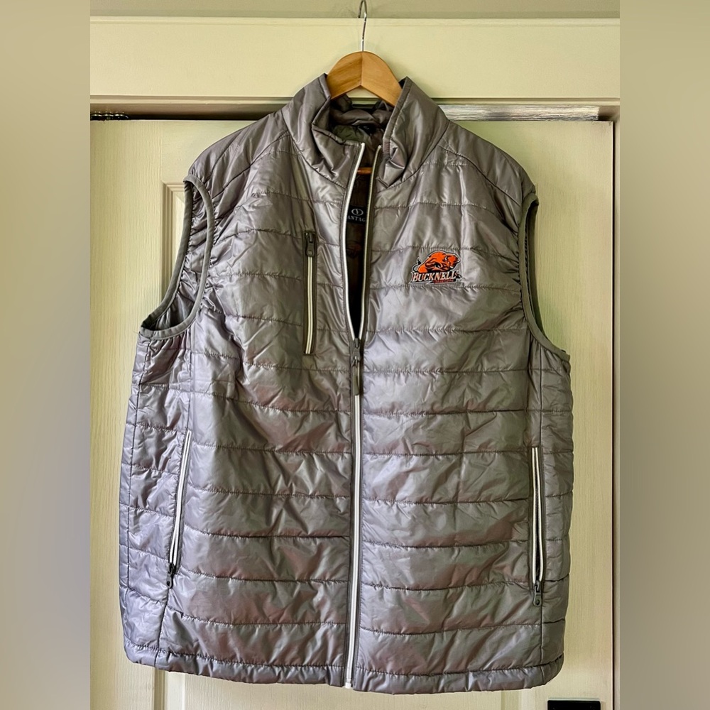 VANTAGE Gameday men’s quilted grey fullzip vest w/ “BUCKNELL” logo. (Size XL)$89